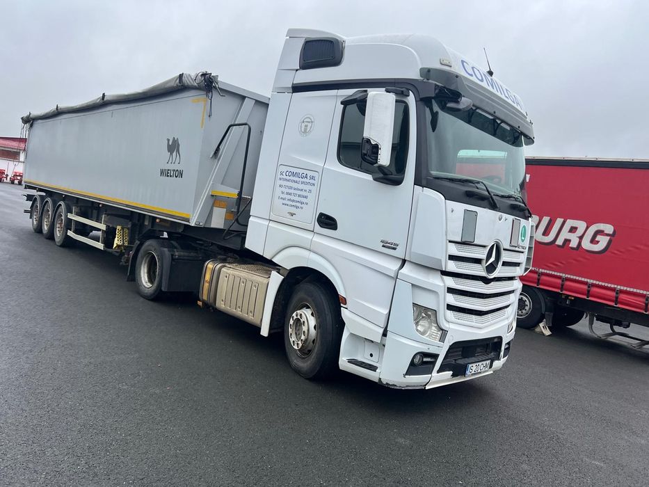 Autotractor Mercedes-Benz