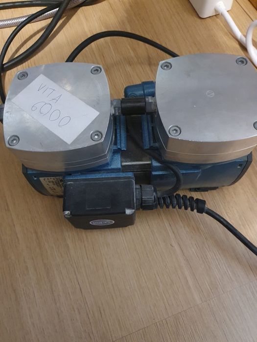 Cuptor ceramica Vita Vacumat 6000M V Pad Easy.
Stare buna de funcționa