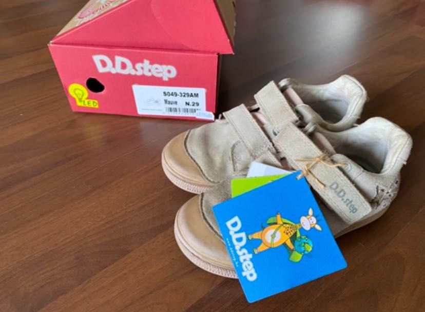 Pantofi DDStep, gri cu luminițe, mărimea 29 (18,5 cm interior)