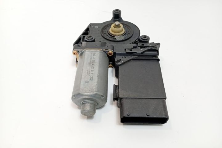 Motoras macara dreapta 9776101434203 Volkswagen VW Passat B5 seria