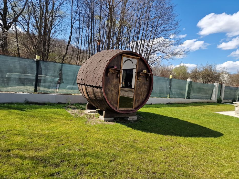 SAUNA EXTERIOARA de diferite modele SPA și esențe tratate