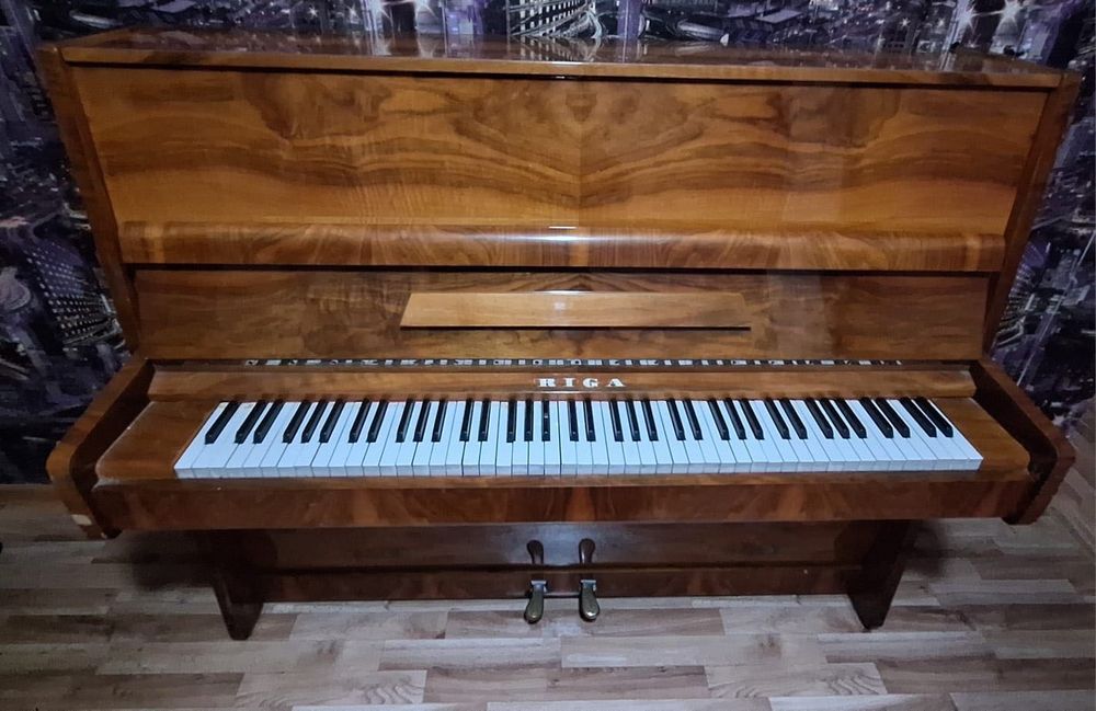 Продаю фортепиано в отличном состоянии