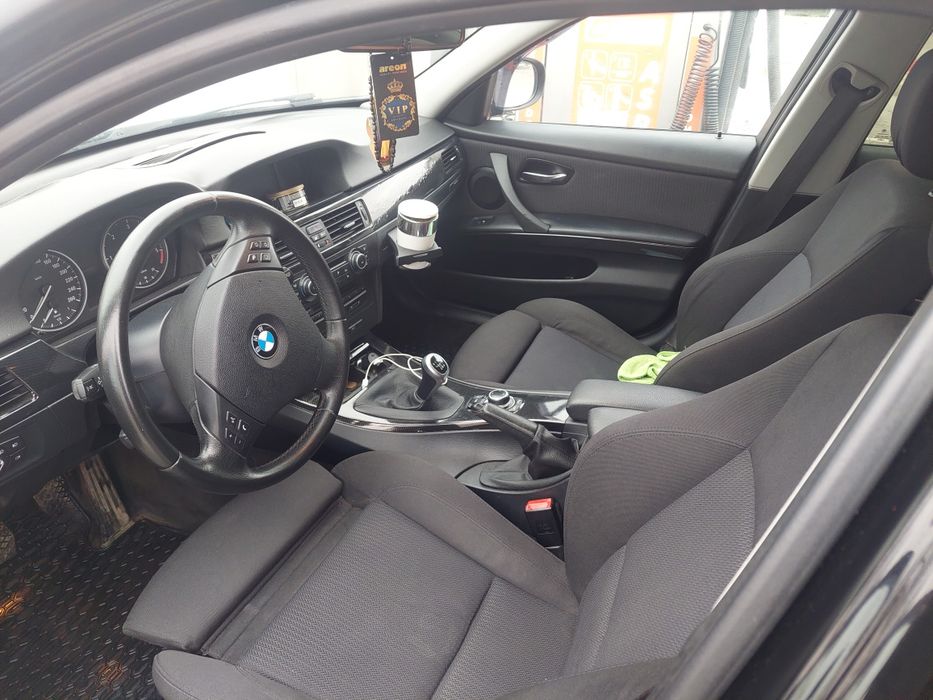 Proprietar vând BMW 320 xdrive 2012 euro 5 184 cai