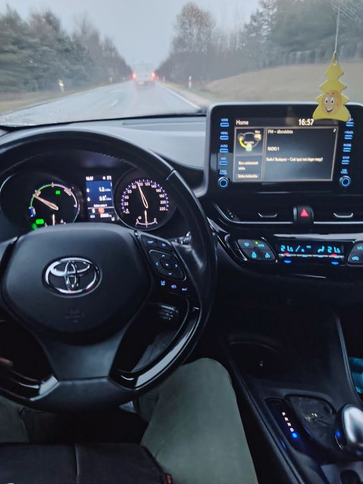 Toyota CHR 18 hibrid