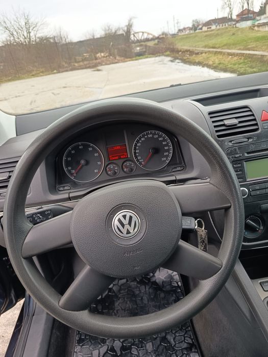 Vând Golf 5, 1.4 benzină