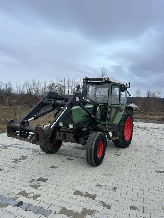 Fendt 305LS cu incarcator