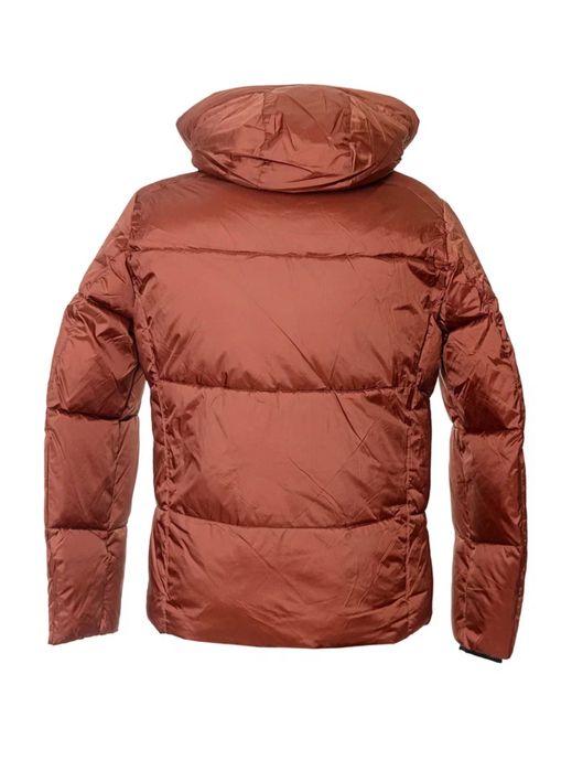 Зиняя куртка новая