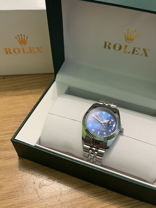 Часовник Rolex (ролекс) кварцов