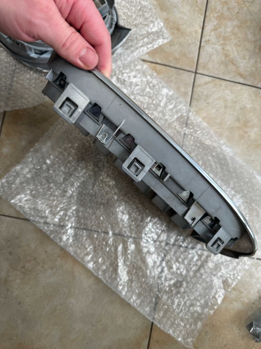 Нови, оригинални бъбреци от BMW F25/F26 - X3 / X4 / 2014-2018.