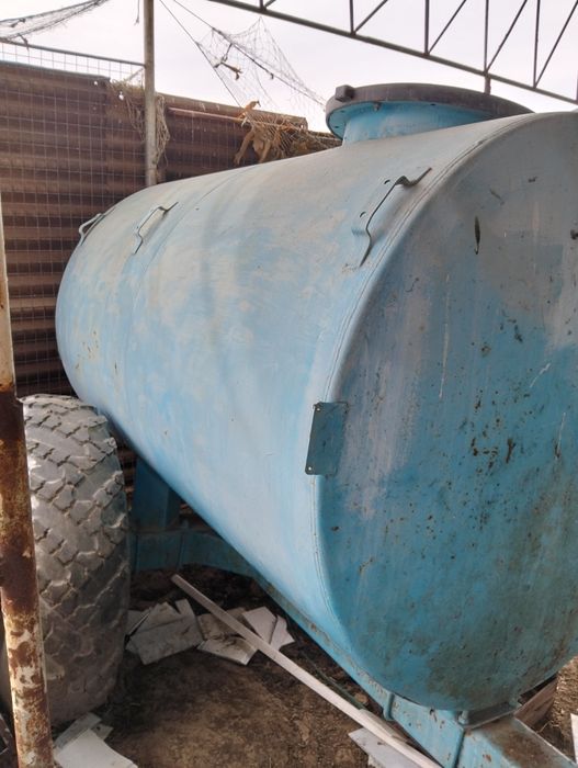 Прицепной водавоз