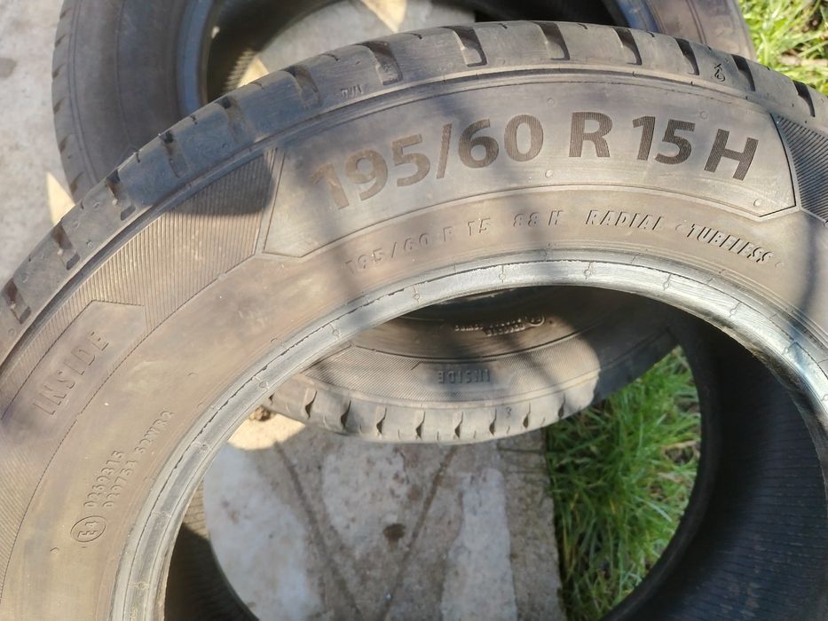 Гуми два броя 195/60/15