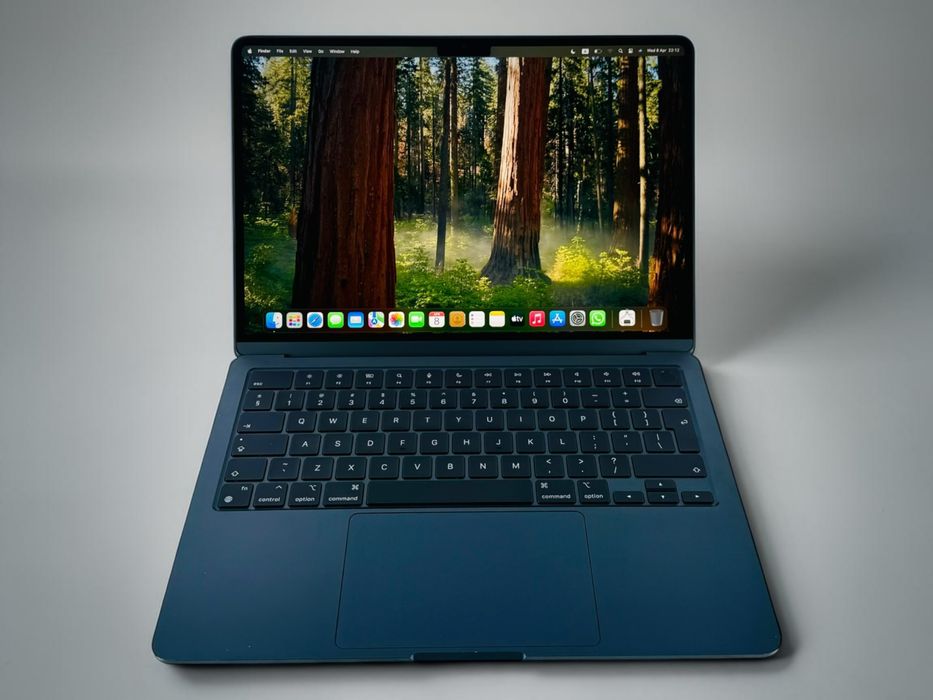 Apple MacBook Air 13 M2 8RAM 256GB Midnight 90% Батерия! Гаранция!