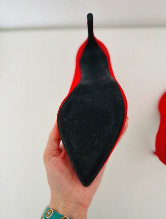 Pantofi Bershka marimea 37