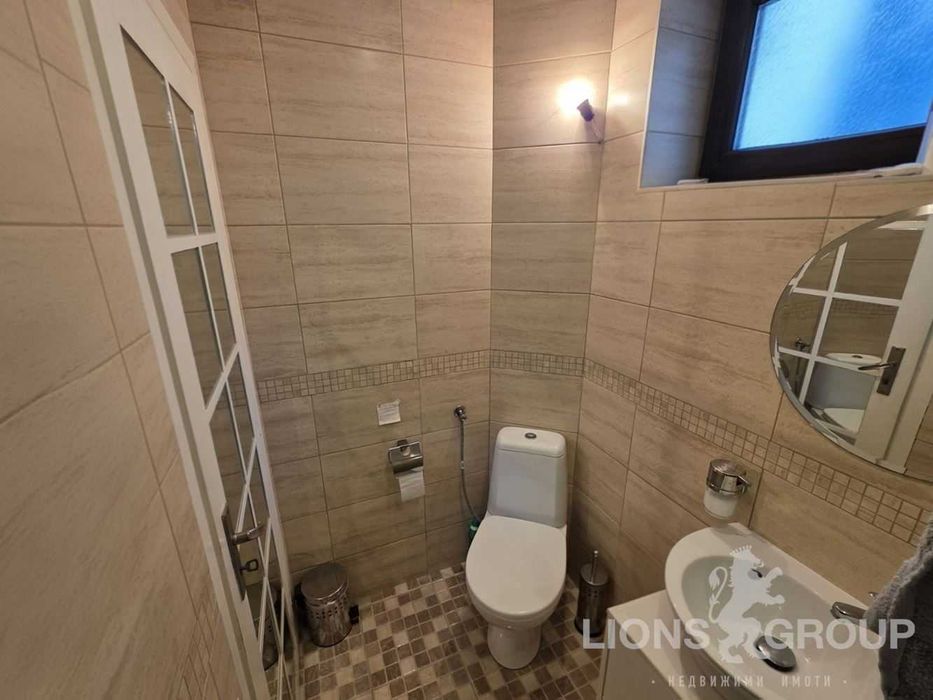 Продава се Къща в Варна, Изгрев - 261 кв.м за 3828 €/кв.м - Снимка #16