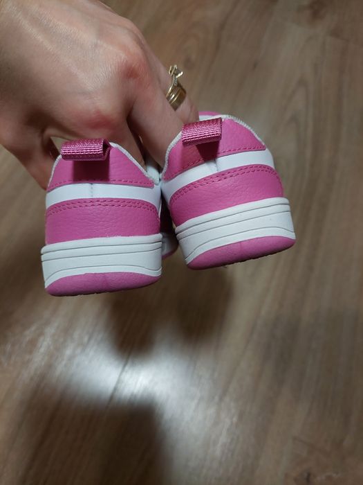 Pantofi sport H&M, mărimea 25.