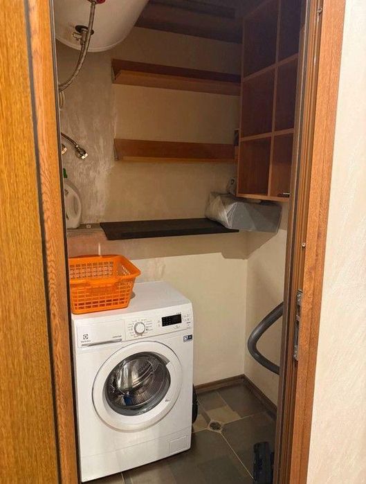 Дава се под наем Двустаен апартамент в София, Студентски град - 86 кв.м за 664 € - Снимка #7