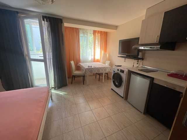 Дава се под наем Едностаен апартамент в Варна, Общината - 30 кв.м за 318.75 € - Снимка #2