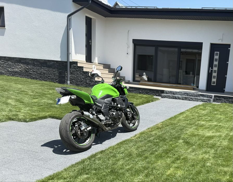 Kawasaki Z750 – 2011 | Stare excelentă | Look agresiv