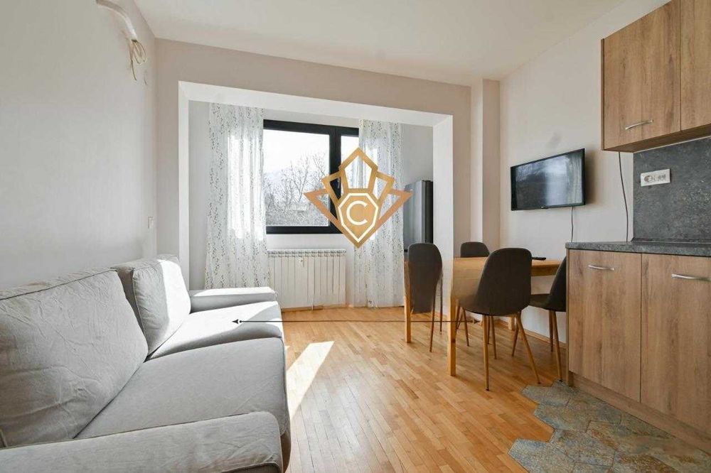 Дава се под наем Тристаен апартамент в София, Гоце Делчев - 73 кв.м за 765 € - Снимка #1