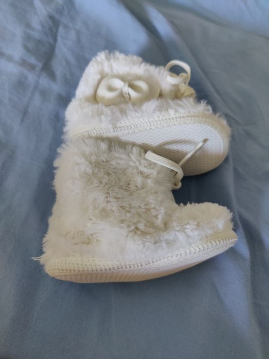 Botosei toamna iarna bebe fetita