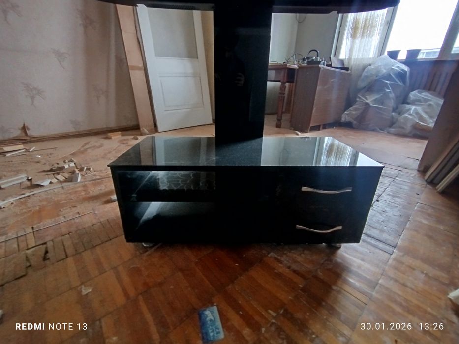 Продается подставка для телевизора