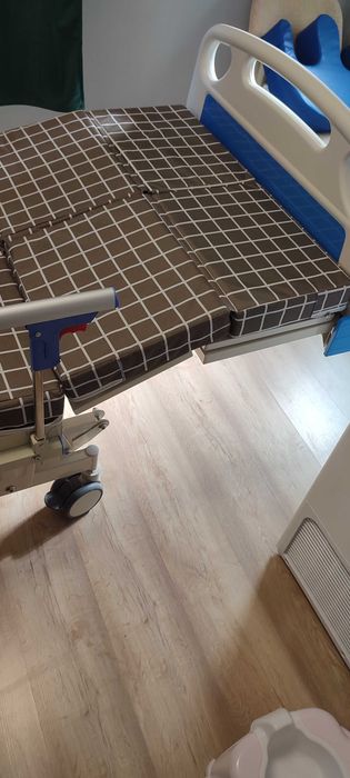 Pat medical pt persoane cu dizabilități aproape nou