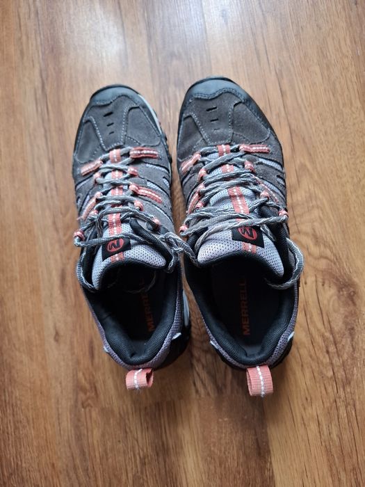 Merrell мъжки обувки 41 номер.