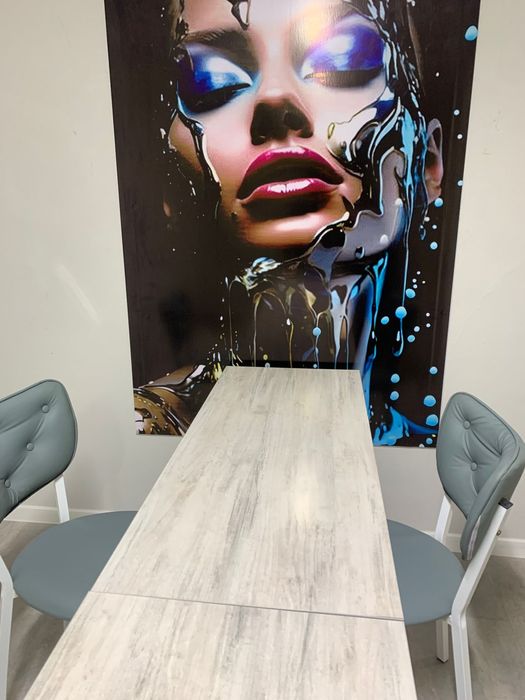 Сдаётся маникюрный стол