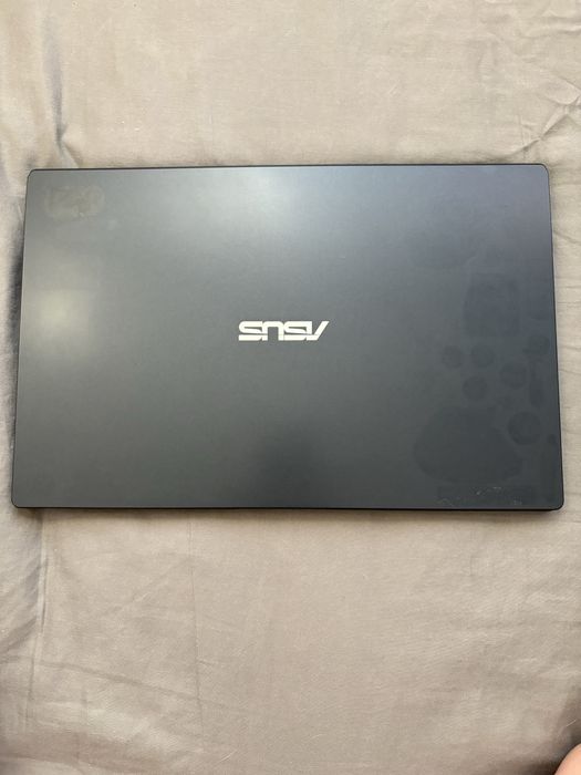 Vand laptop ASUS