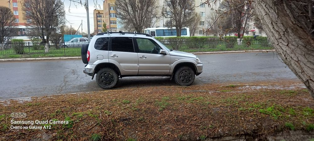 Продам внедорожник