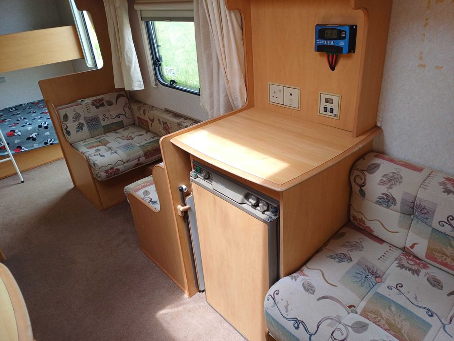 Rulota Bailey Ranger 550/6 2002