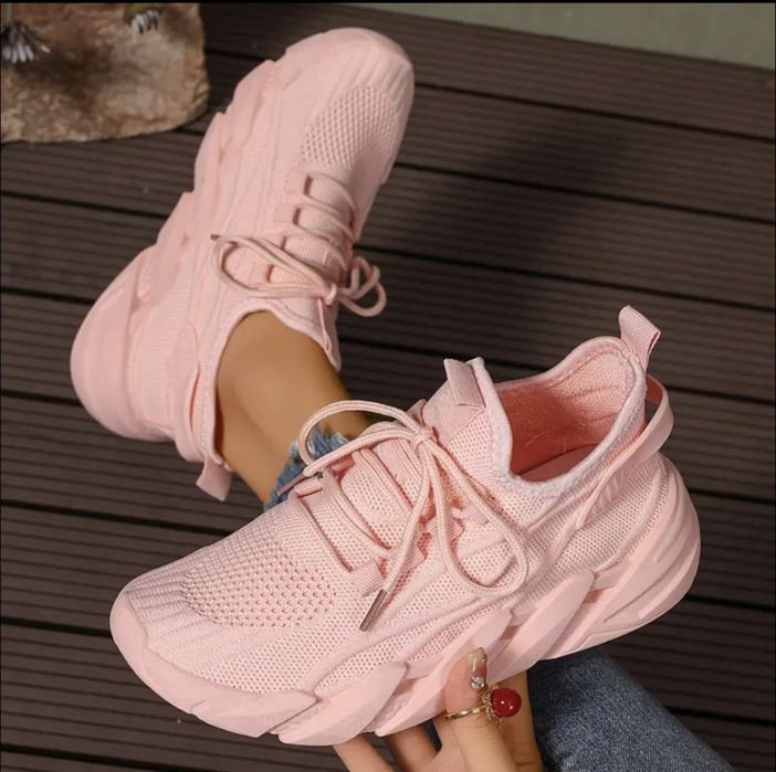 Pantofi din material textil