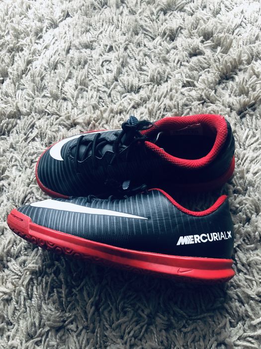 Ghete fotbal Nike băieței/  Mercurial X