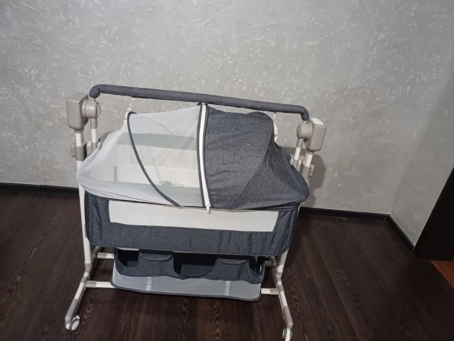 Колыбель, кровать с автоукачивания