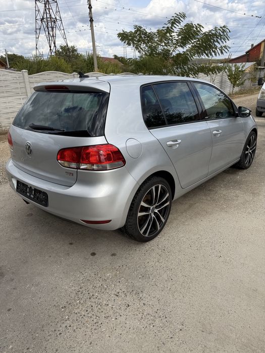 VOLKSWAGEN Golf 2011 — imagine 4