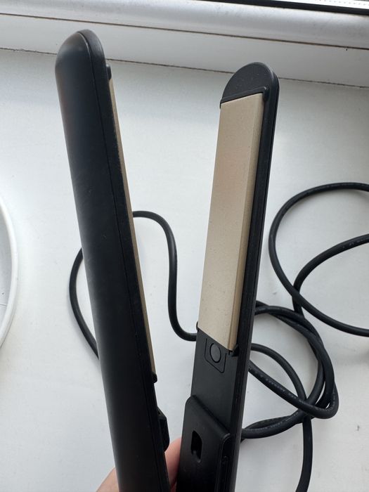 Утюжок для волос Philips SalonStraight