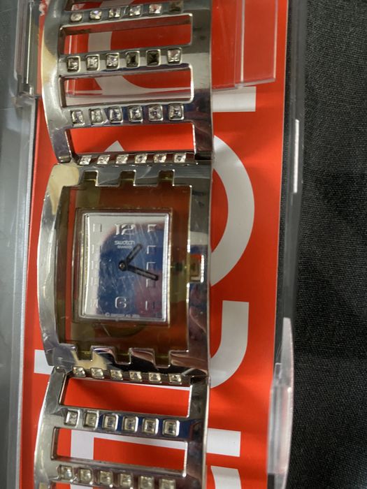 Часовник часовник swatch