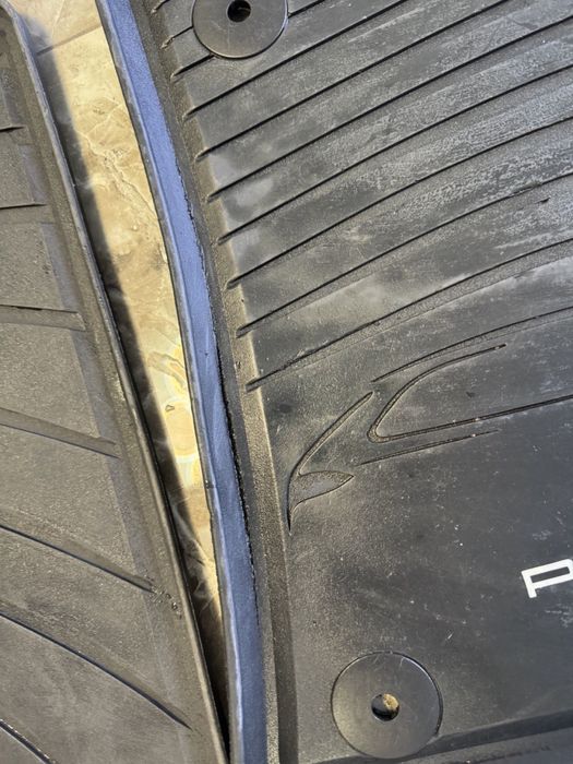 Авто коврики для Porsche Cayenne