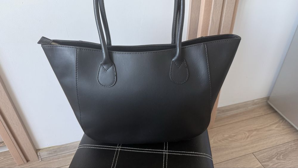 Дамска чанта “genuine leather “естествена кожа