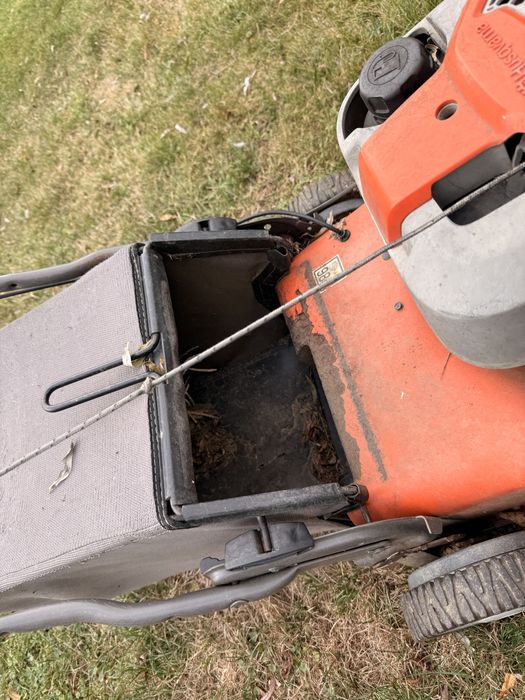 Masina tuns gazon husqvarna lc356v