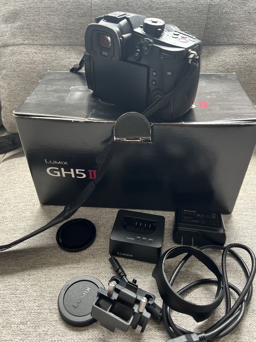 Panasonic lumix GH5 M2