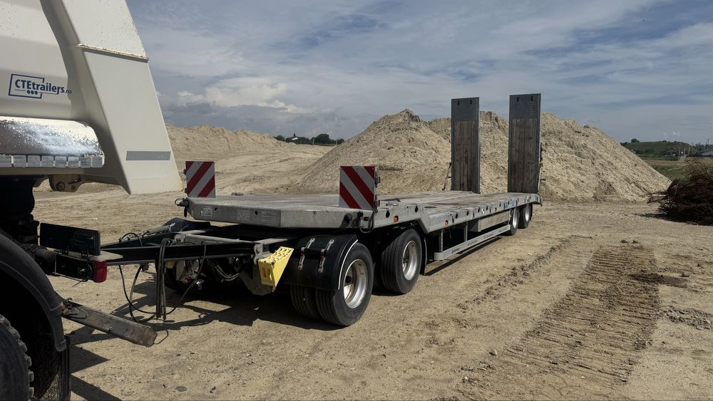 Trailer  40 t   Cu 4 axe