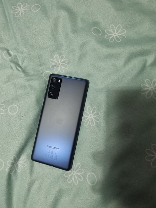 Vând Samsung S20 FE Cloud Navy