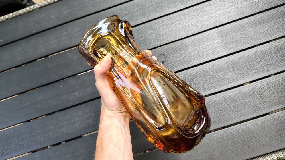 Vaza vintage sticla masiva dark amber