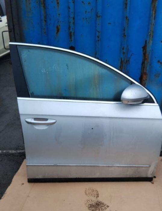 Geam usa dreapta față Volkswagen Passat b6