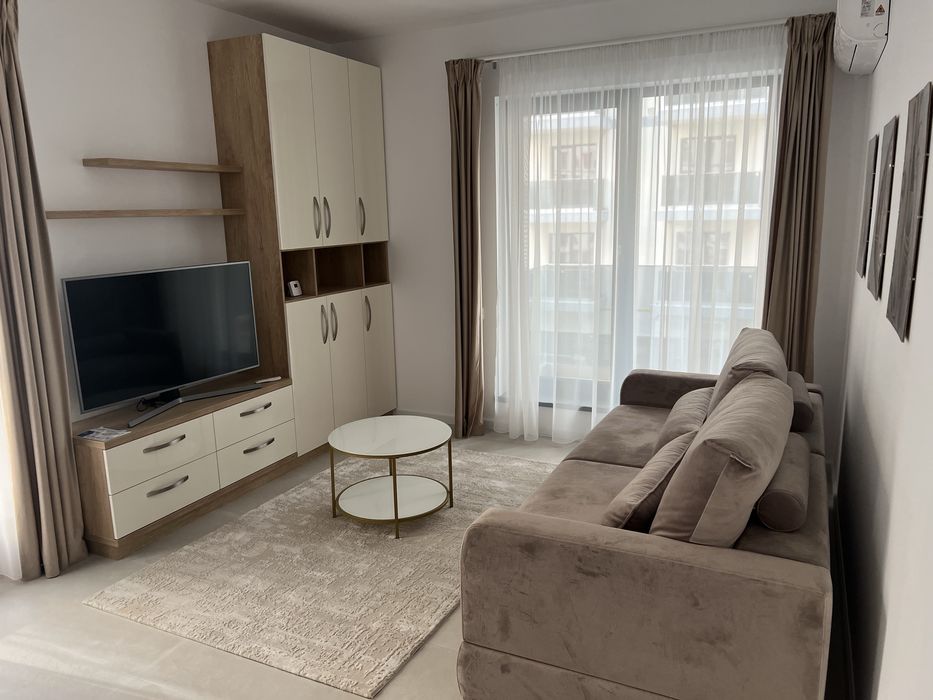 Proprietar  inchiriez apartament 2 camere Exigent plaza