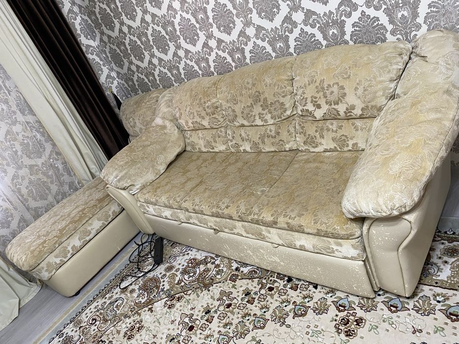 Продам угловой диван