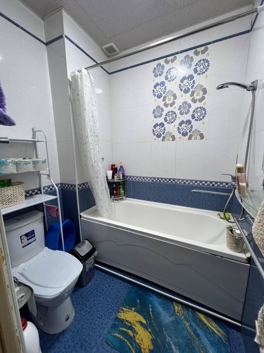 Продается 2/4/4 на мв.Ялангач