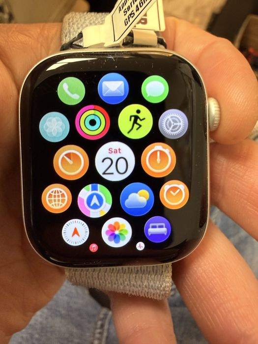 Apple Watch Series 10 GPS 49mm – Отлично състояние + зарядно