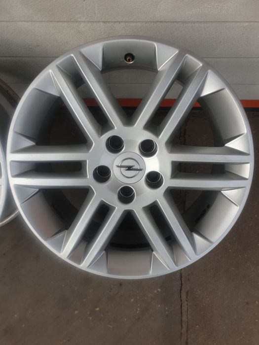 Оригинални джанти за ОПЕЛ OPEL SAAB FIAT LANCIA R17 5x110 ET41 7J